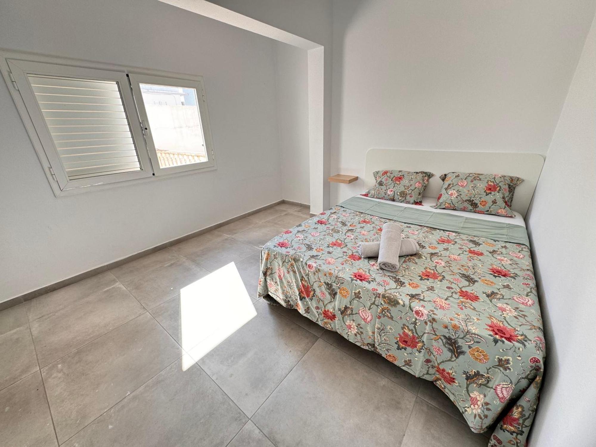 Hotel Hostal Cisne à Sant Antoni de Portmany Extérieur photo